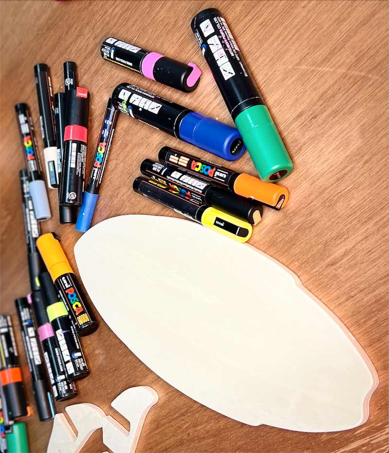 Blank plywood surfboard with stand 36cm, plain board on stand