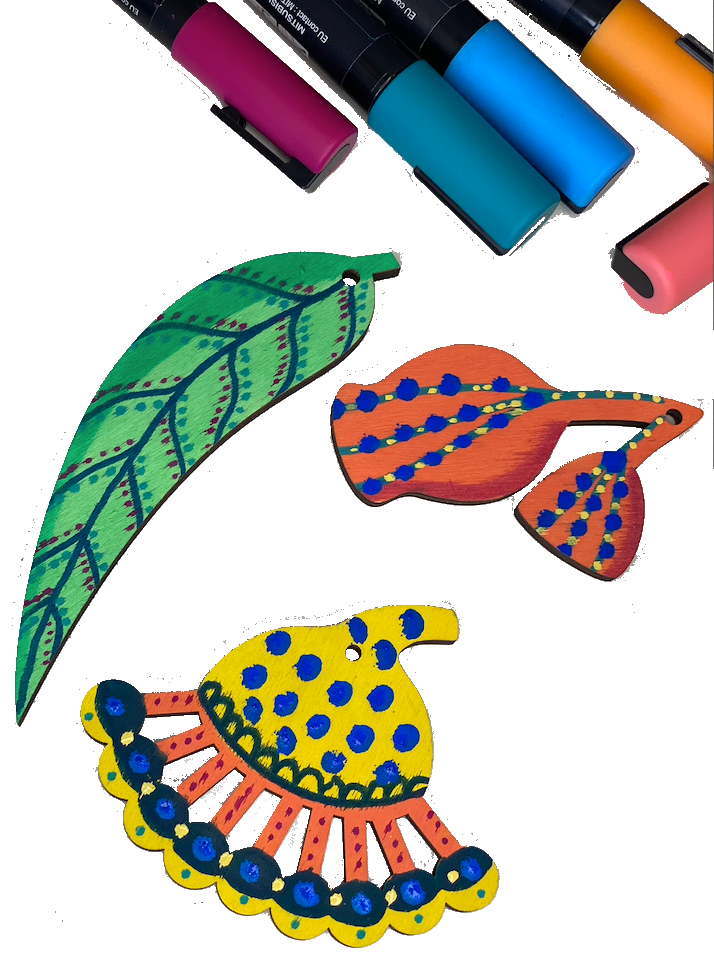 Blank wooden Australian gum hangers set of 3, plywood shapes with pre-drilled holes