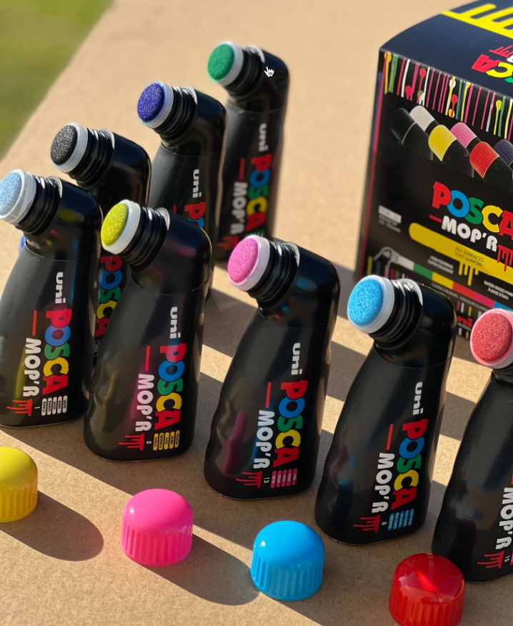 POSCA MOP'R markers arranged with coloured sponge balls