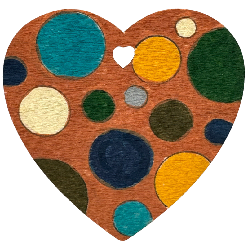 Painted wooden heart with circles in earth tones made with POSCA PC-5M markers